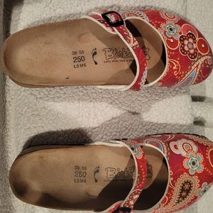 Birki slides paisley pink